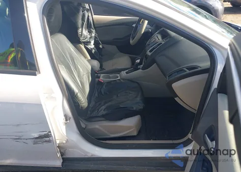 2012 Ford Focus Se из США, поврежденный, VIN 1FAHP3F20CL336247